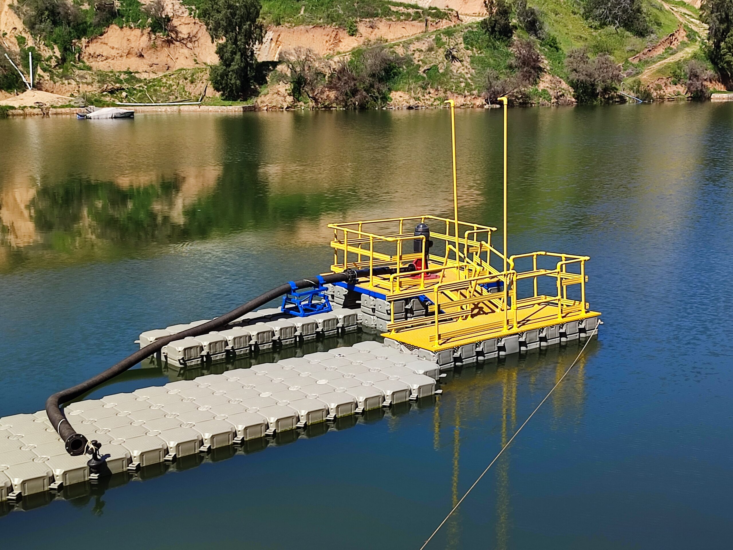 Proyecto sistema de bombeo flotante